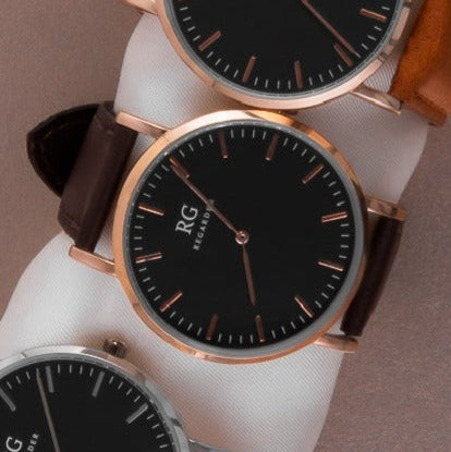 Relojes de alta gama para hombres y mujeres modernos